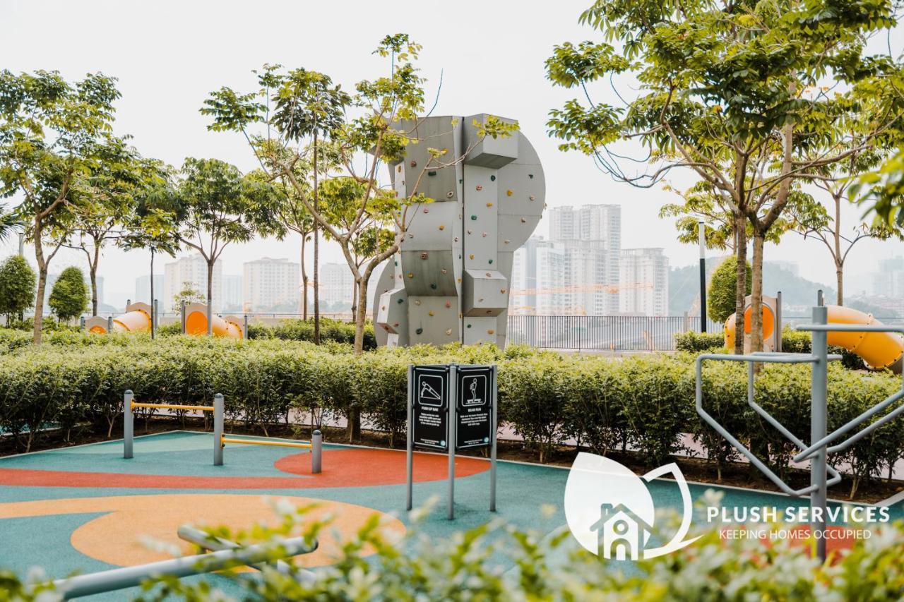 Datum Jelatek By Plush Kuala Lumpur Exterior foto